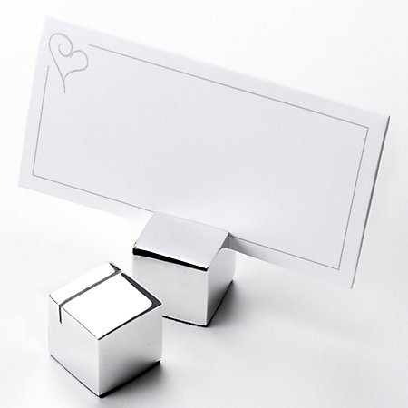 How Big Should Wedding Place Cards Be?
