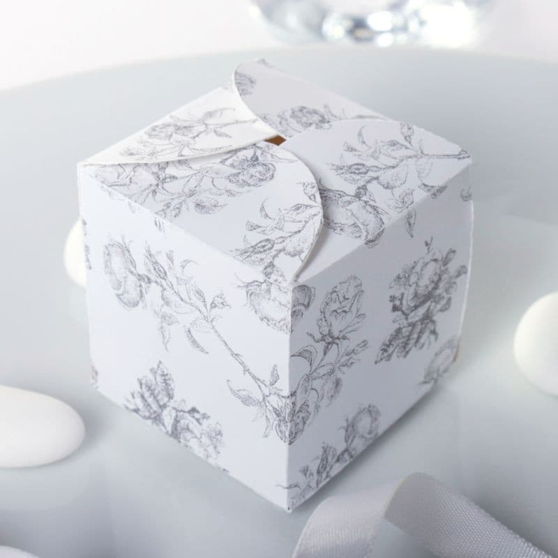 Sophia Favour Boxes.
