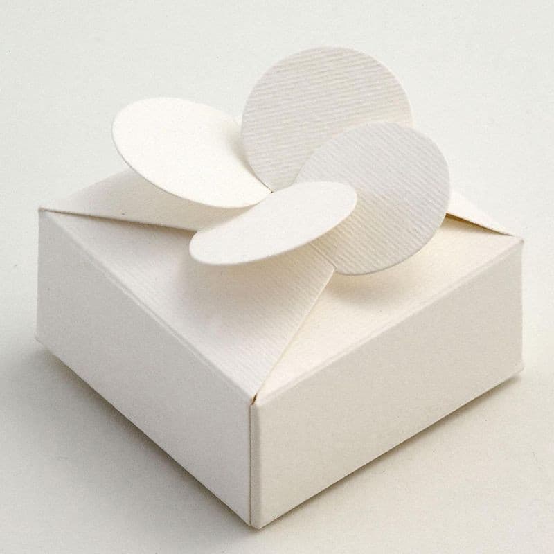 Matt and Morie Petal Top Favour Box.